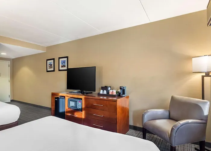 Comfort Inn & Suites Logan International Airport